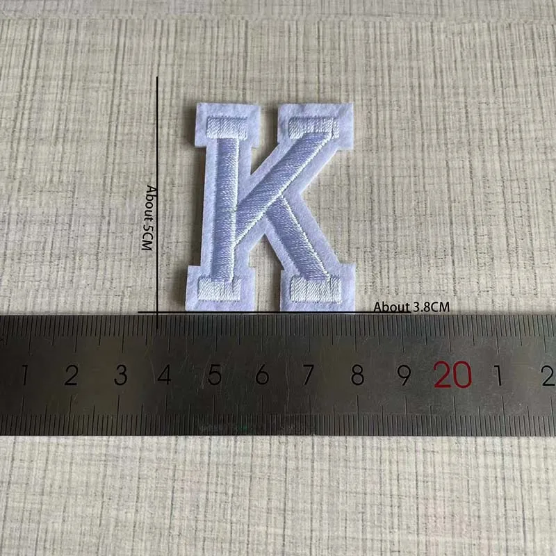 1PCS White A~Z Alphabet Letters Patch Badges Embroidery Applique Iron On Patches,Thermoadhesive Fabric Stickers For Clothing