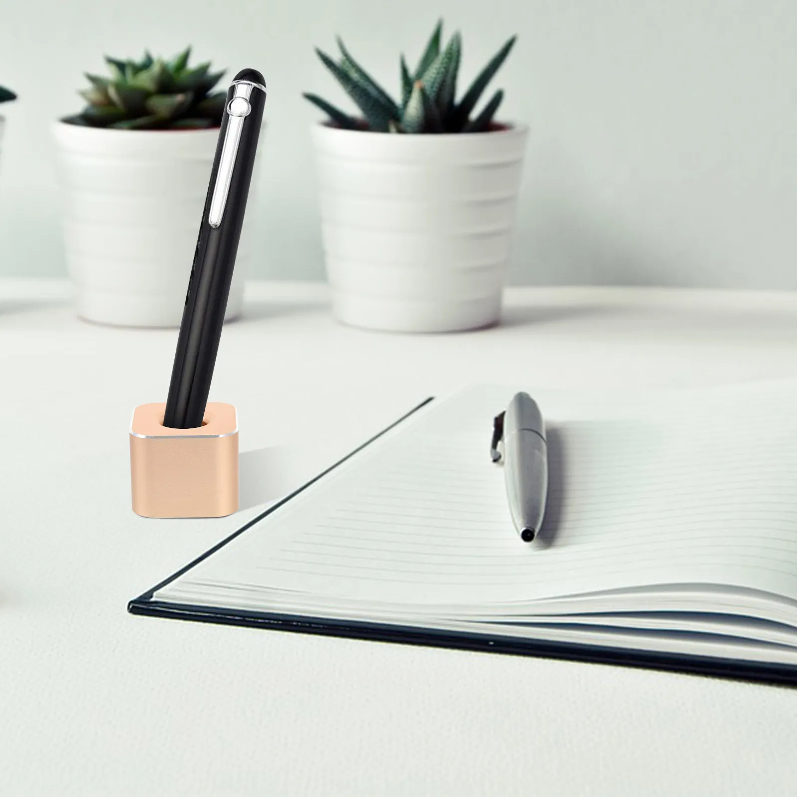 Elegant Aluminum Alloy Single Pen Holder Metal Desk Pen Stand for Fountain Quill Ink Pens Office Home Desktop Storage Solution