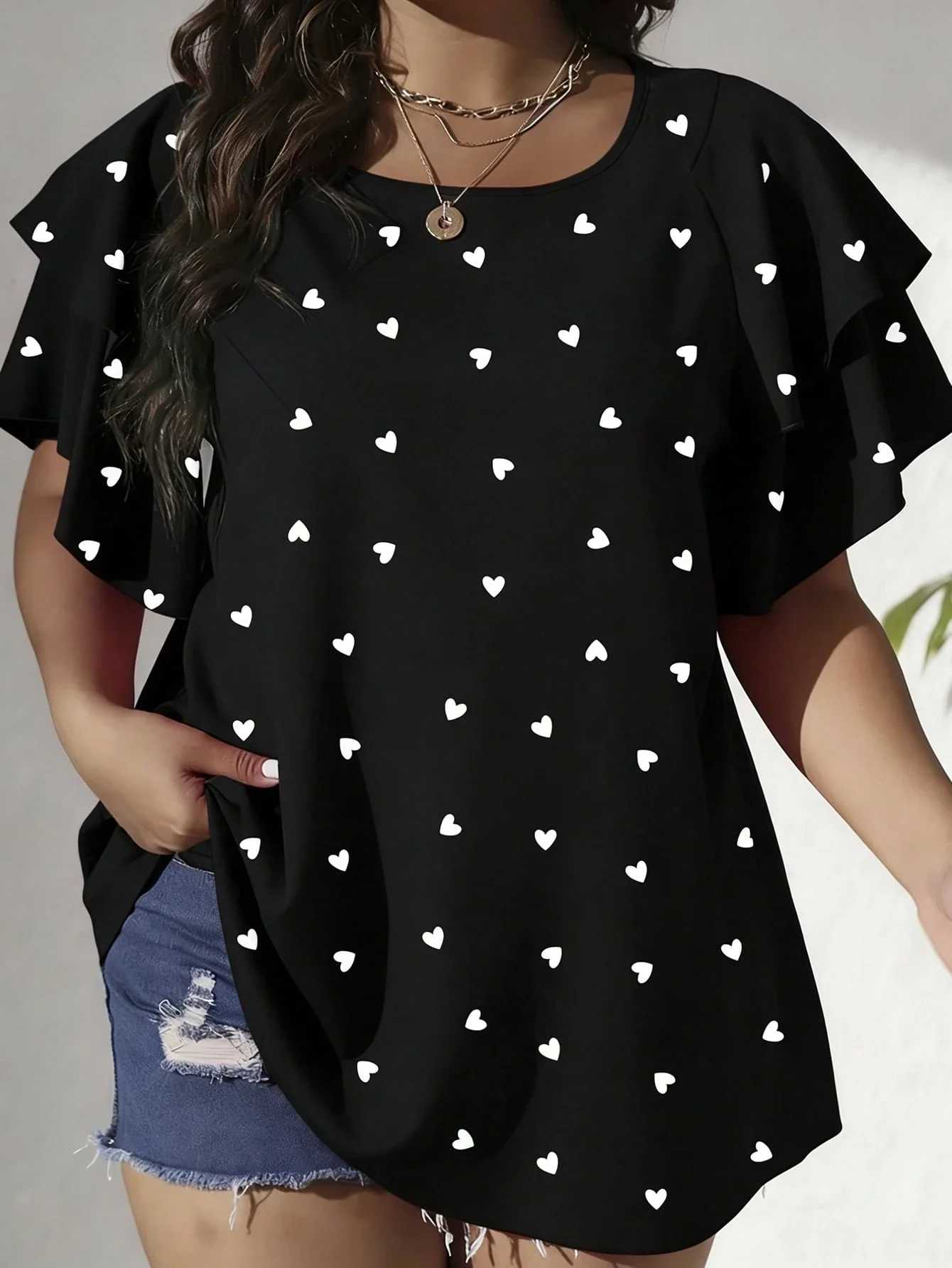 

Женская свободная повседневная блузка с принтом в виде сердечек и рюшами на рукавах для летнего отдыха и вечеринок