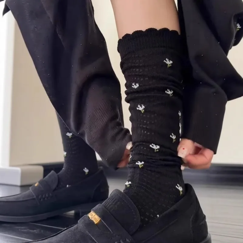 Vintage Youthful Grey Floral Lace Openwork Ankle Socks – Stacked Long Socks with Floral Print for JK Style Girls