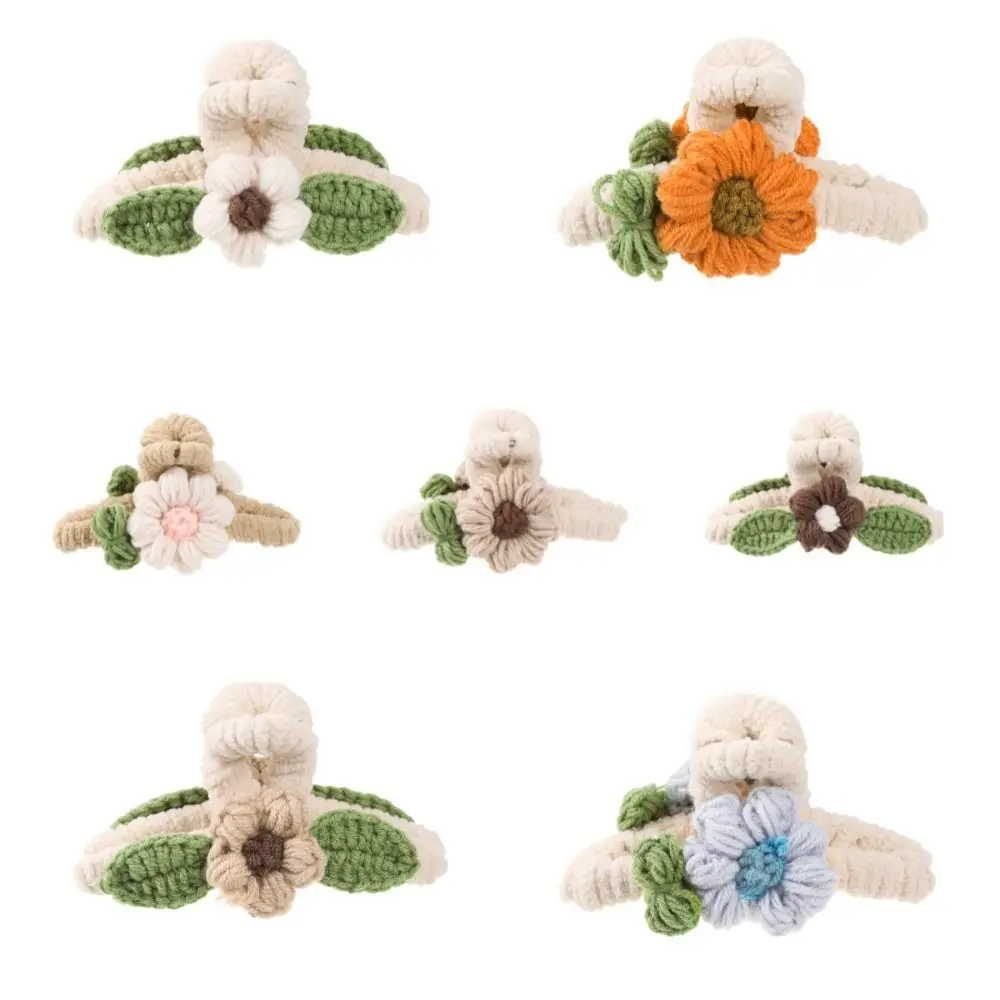 

2023 Stylish Autumn Winter Woolen Hair Clip Simple Little Fresh Double-leaf Flower Hair Claws Outdoor Party Female Shark Clip