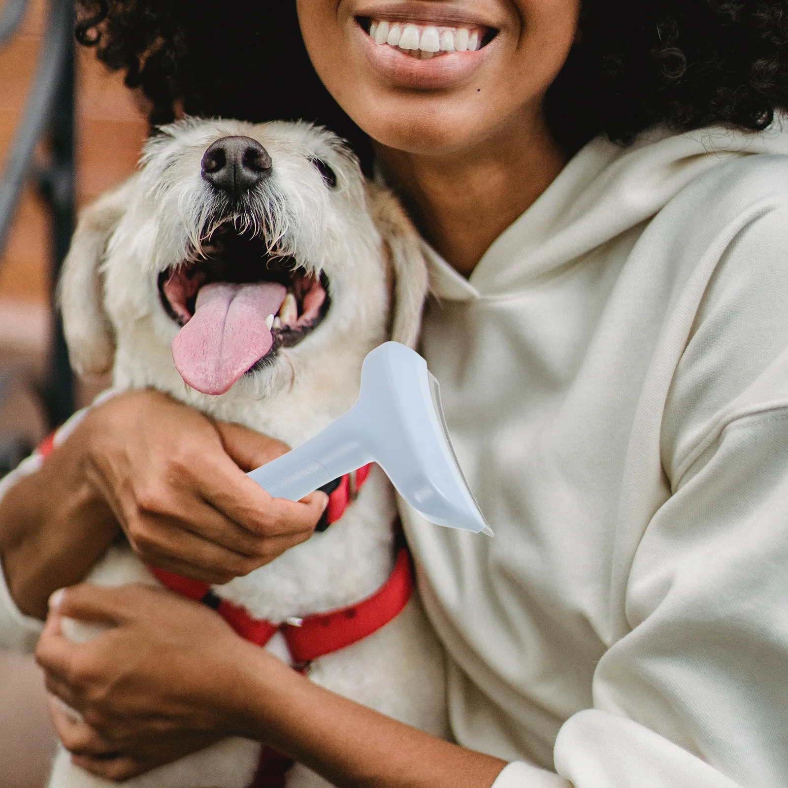 

Deshedding Comb for Dogs and Cats Green Pet Hair Remover Safe Dematting Brush Portable Grooming Tool Ergonomic Design Indoor Use