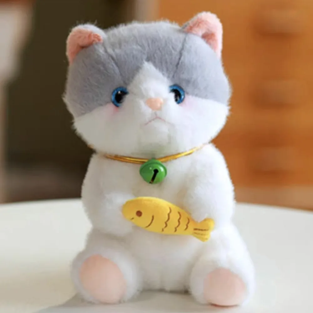 Colar de sino comendo peixe gato brinquedo de pelúcia dos desenhos animados bonito pequeno gato boneca de pelúcia recheado macio pequeno gato brinquedo de pelúcia crianças