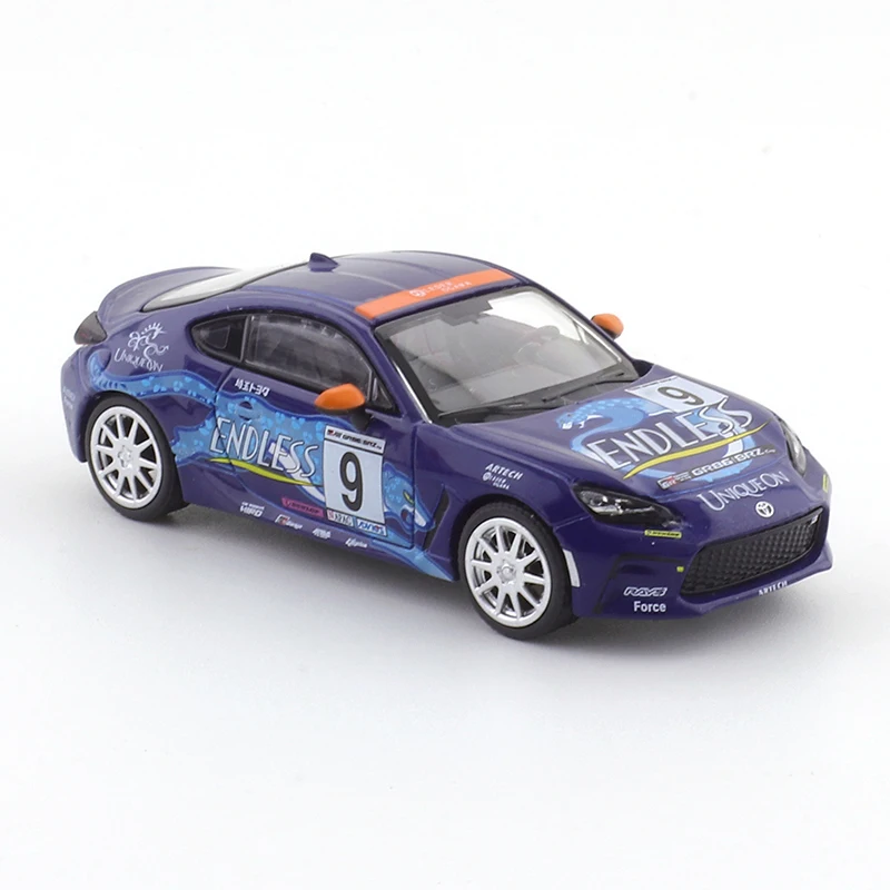 Xcartoys Pop Race 1/64 Toyota Gr86 Eindeloze Auto Legering Speelgoed Motorvoertuig Diecast Metalen Model Kids Xmas Cadeau Speelgoed Voor Jongens