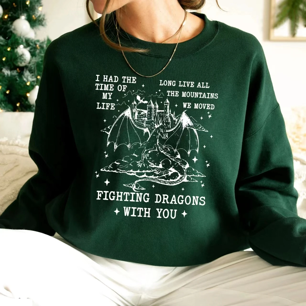 

Fighting Dragons with You Slogan Women Sweatshirt Vintage Cartoon Magic Dragon Castle Print Fashion All Match Comfort Girl Tops