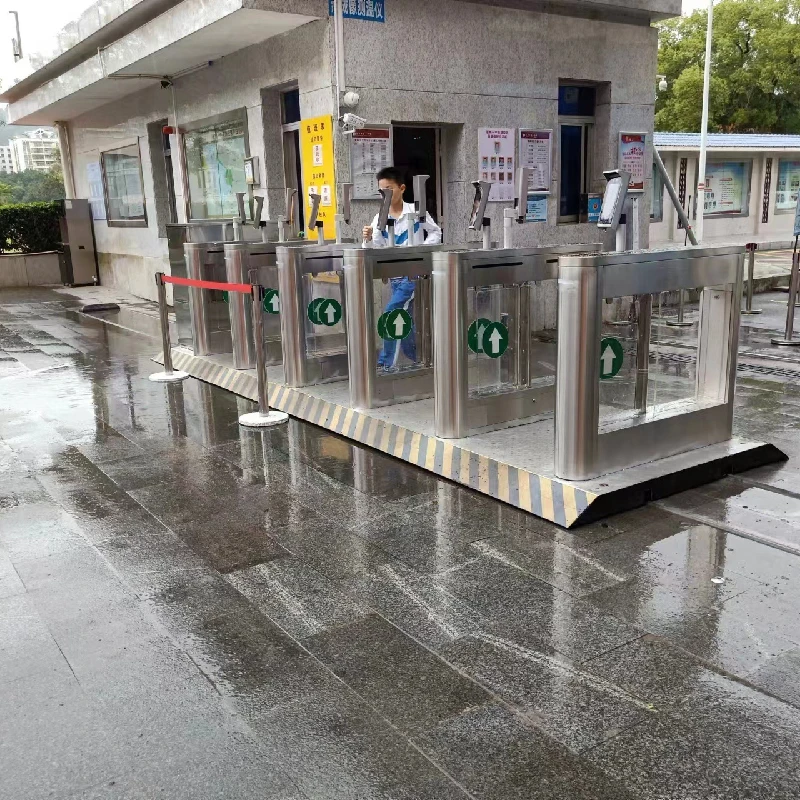 Tourniquet Poort Platform Met Bodemplaat Bedrading Vrije Draaipoort Beweegbare Roestvrij Staal Met Wielbasis Installatie Vrije Poort