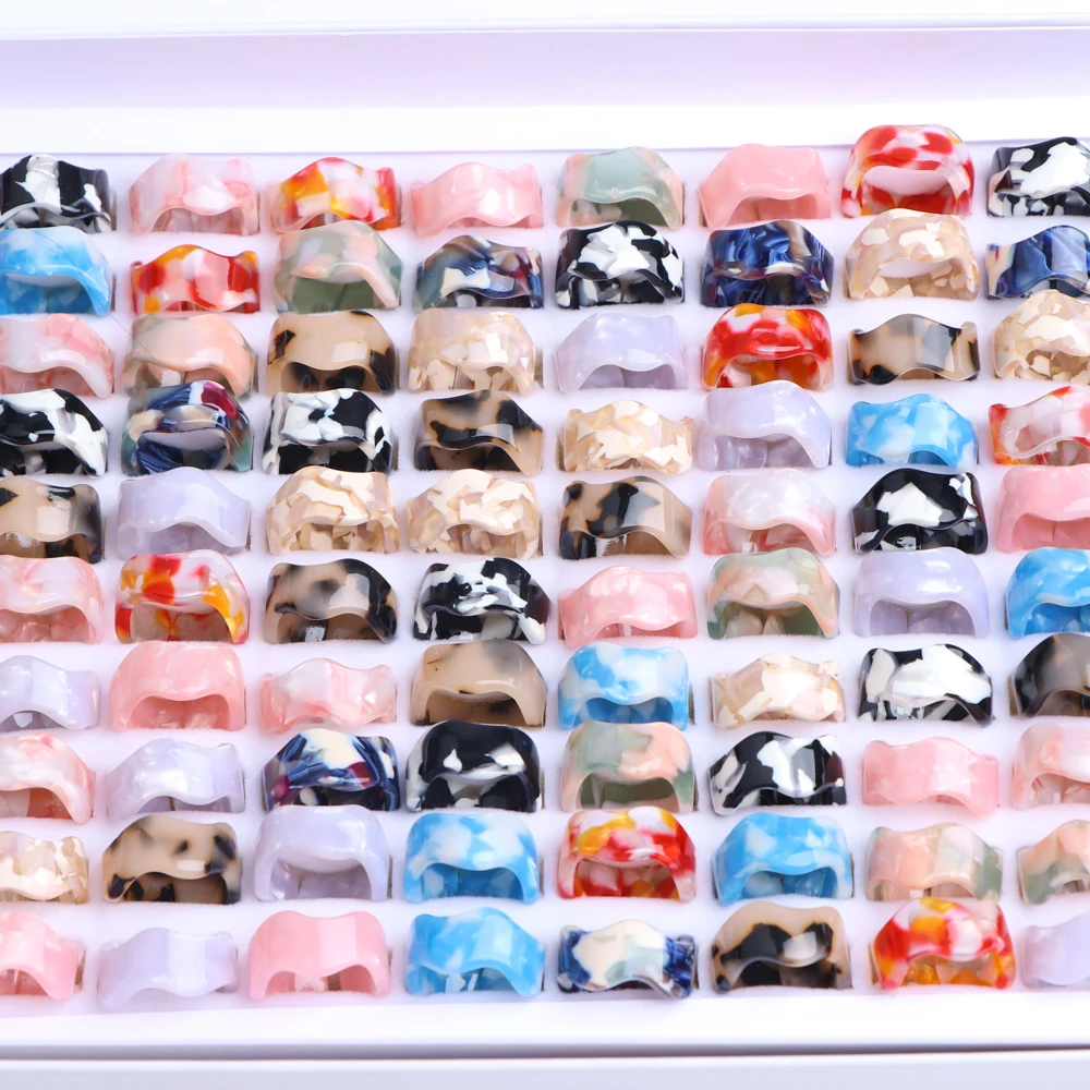 10/20/30/50 قطعة/الوحدة سحر الموضة جميل متعدد الألوان نمط الراتنج النساء خواتم لطيف مضحك فنجر مجوهرات هدايا الحفلات نمط مختلط