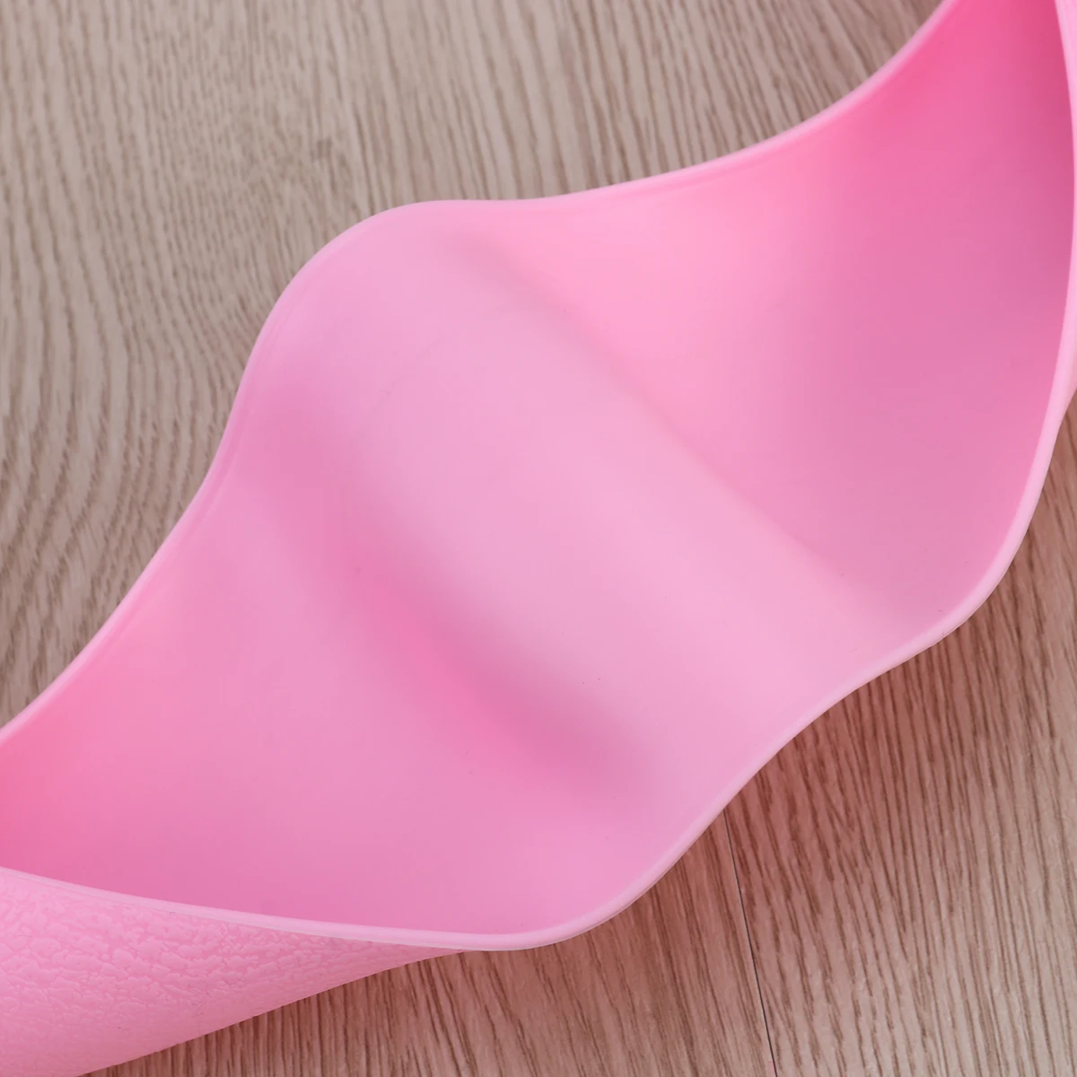 

36-40Cm Silicone Steering Wheel Cover Anti-Slip Pattern Elastic Car Wheel Sleeve Protector For Standard Sizes (Pink)