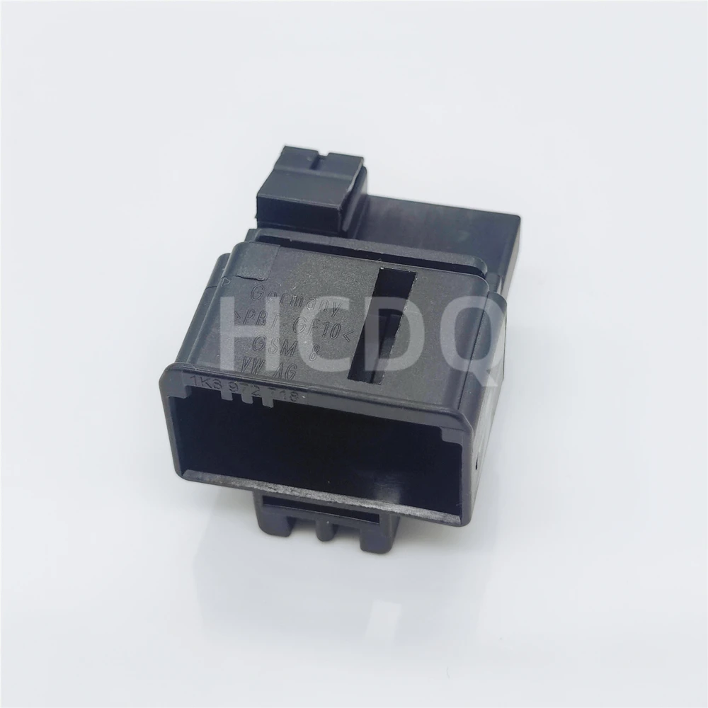 

The original 1K8 972 718 8PIN Male automobile connector plug shell and connector are supplied from stock