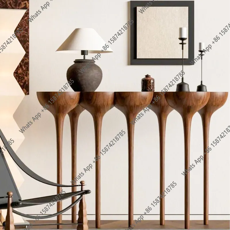 

Дизайнерский пристенный столик в средневековом стиле из массива дерева, декоративный художественный шкаф для прихожей.