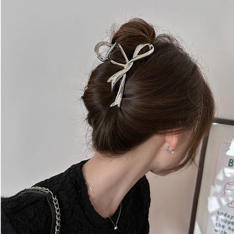 New Vintage Ribbon Bow Hair Claws Metal Hair Clips Crab Headwear Hairpins Shark Ponytail For Women Hair Accessories Barrettes