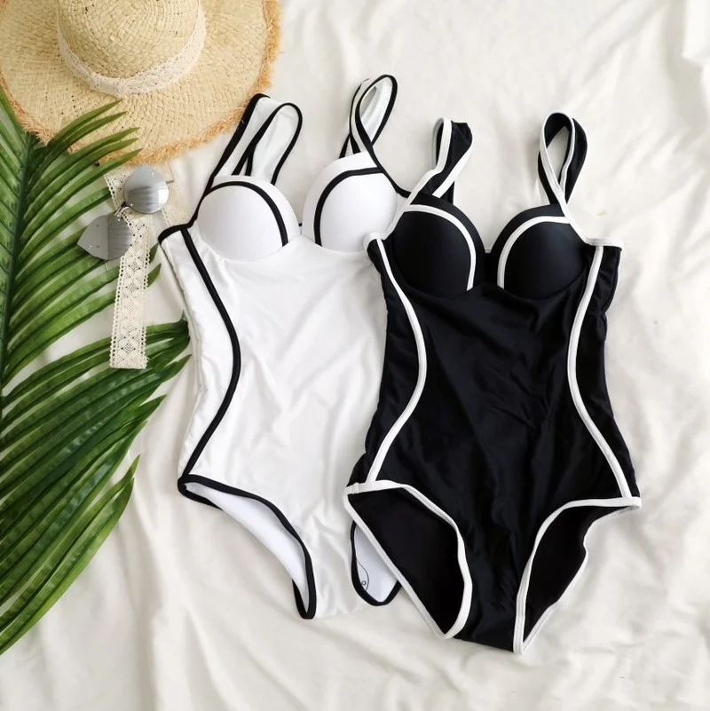 2023 new one-piece swimsuit women Korean temperament black and white hot spring swimwear