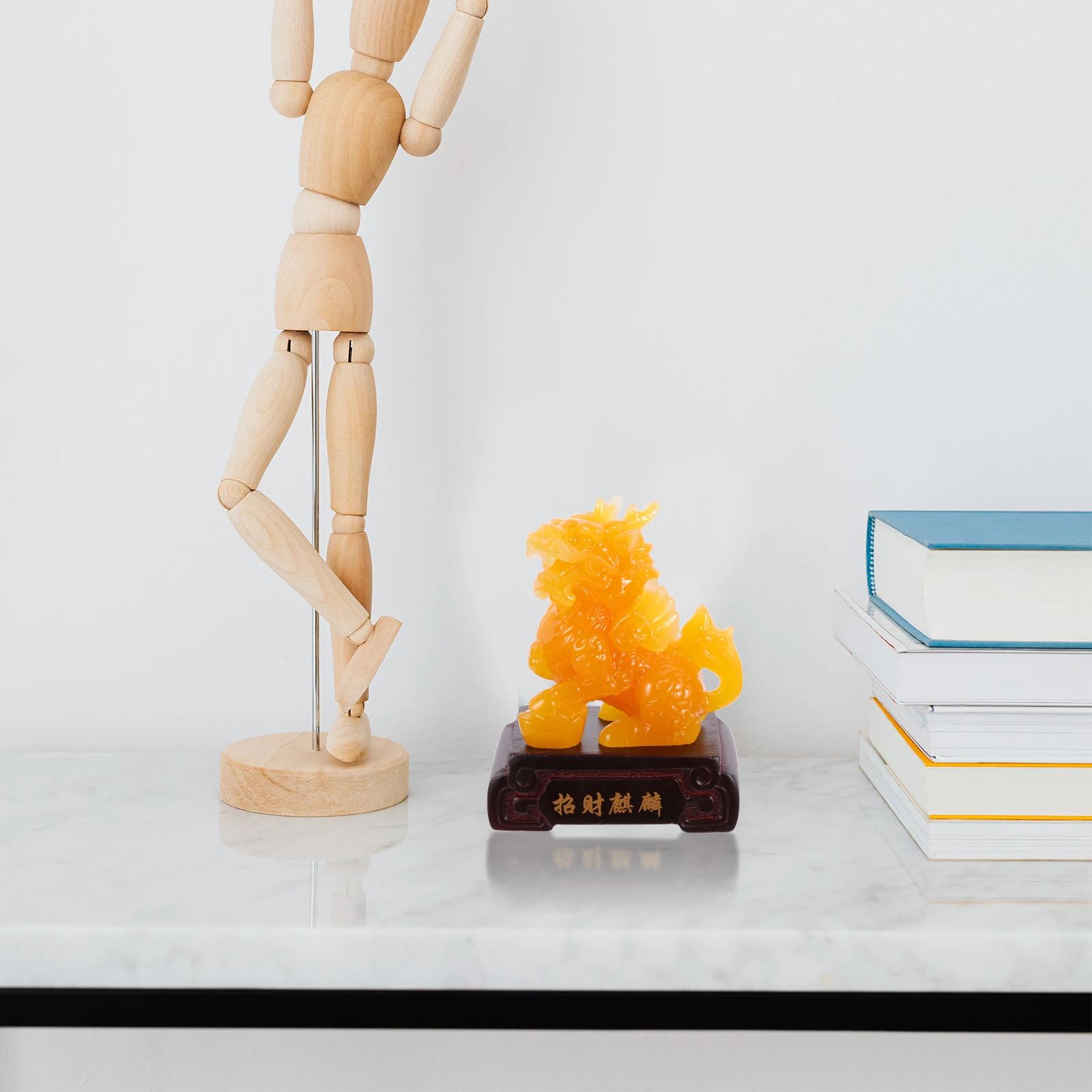 

Pendulum Animal Sculpture Yellow Resin Office Decor Kylin Figurines Statue Crafts Decoration Resin Kylins Desktop