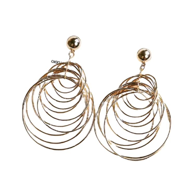 أقراط معدنية متعددة الطبقات دائرية كبيرة طويلة مبالغ فيها ، أوروبا والولايات المتحدة ، مسمار المد