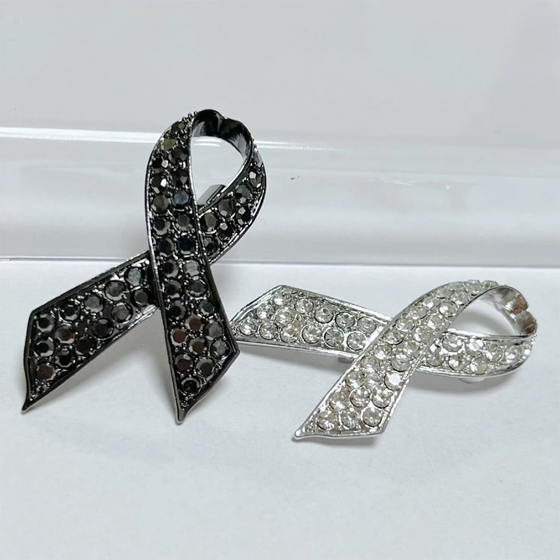 New Simple Alloy Black White Ribbon Pin Badge Brooch Funerals Memorial Pin Mourning Badge Suit Clothing Jewelry Accessories