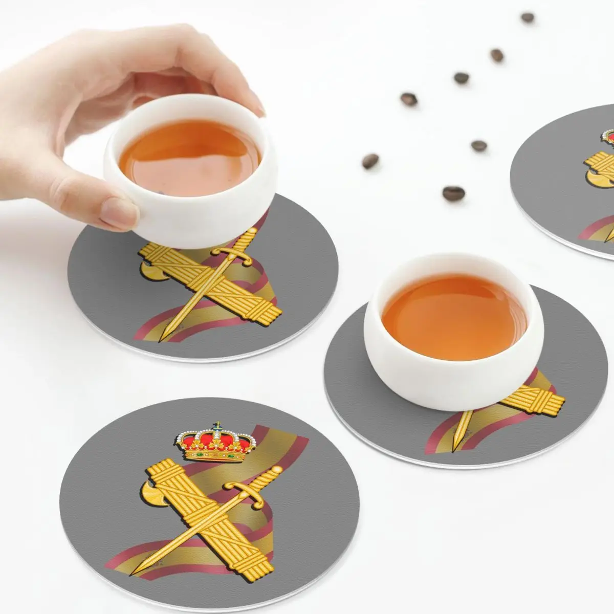 

Испанская гвардия, подставки с флагом Испании, кухонные салфетки, нескользящая изоляционная чашка, кофейные коврики для декора, посуда, подушечки, набор из 4 шт.