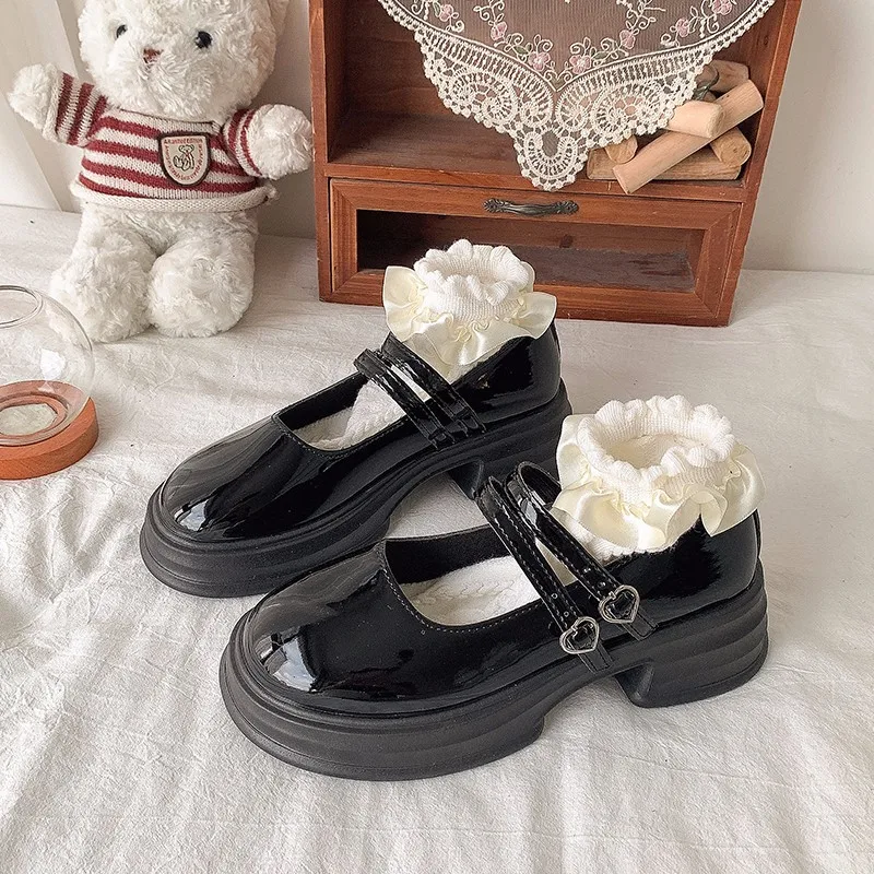 Nuove scarpe Mary Jane con plateau grosso per donna décolleté con cinturino alla caviglia con doppia fibbia in pelle verniciata scarpe Lolita