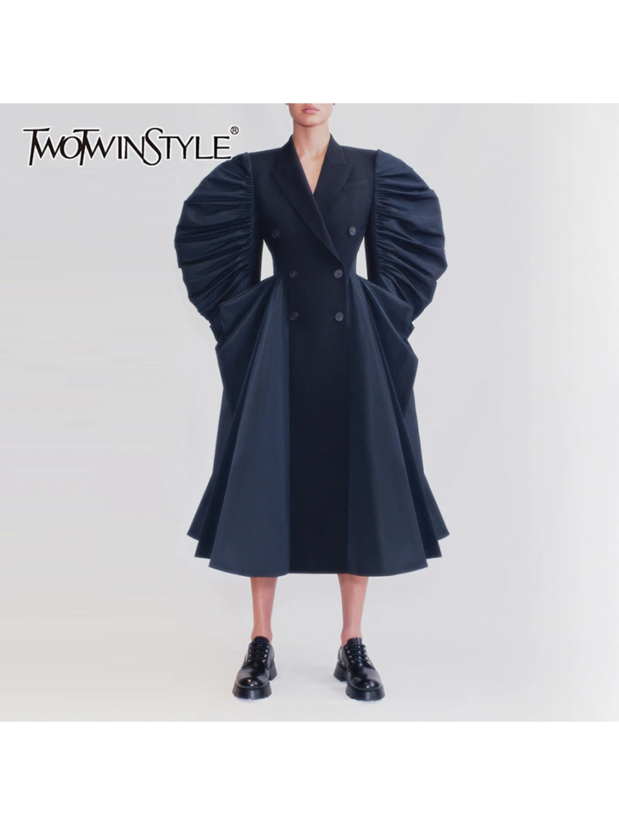 

TWOTWINSTYLE модные сращенные складные дизайнерские тренчи для женщин с лацканами и длинными рукавами в стиле пэчворк, двубортный женский плащ, новый