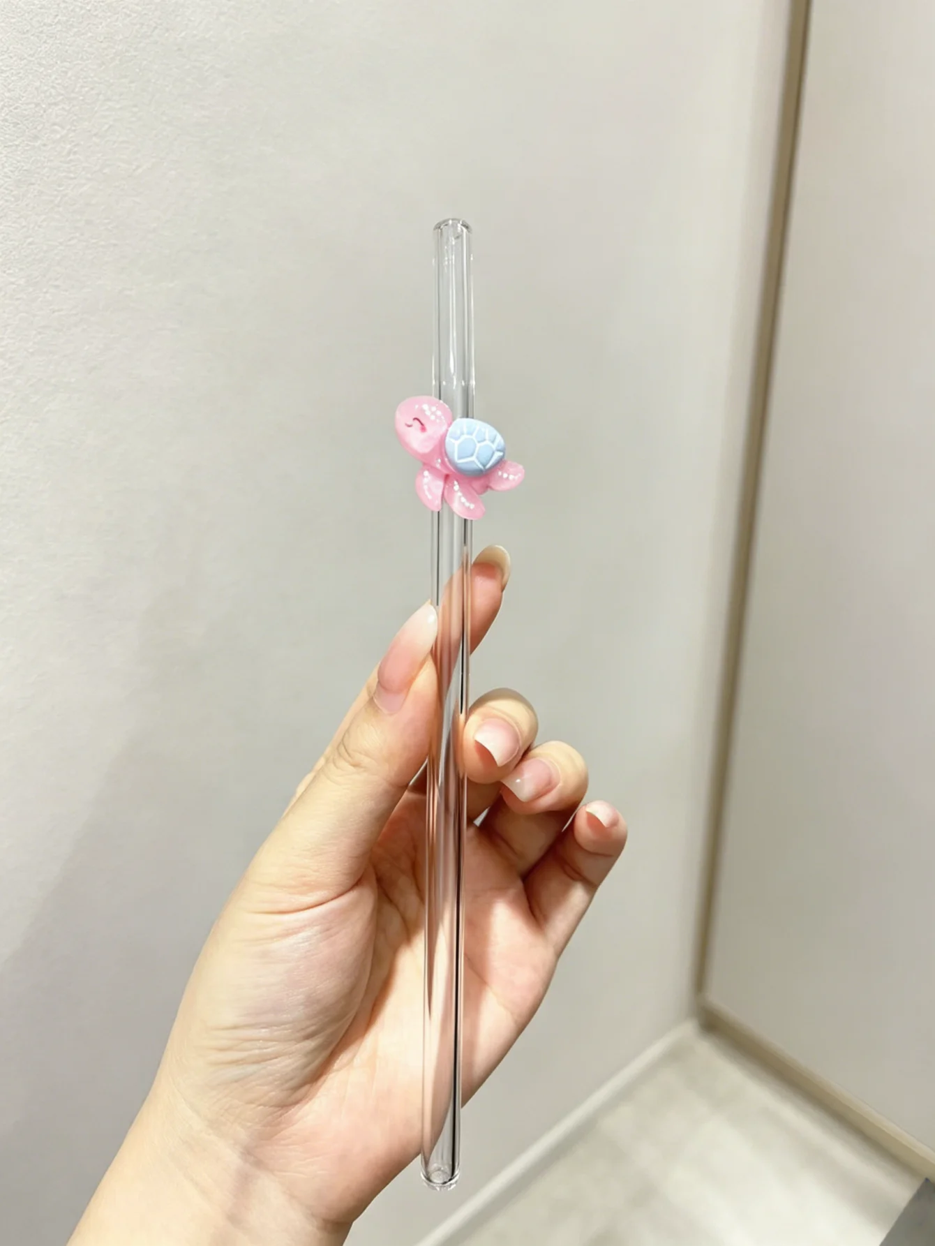 1/2/6PCS Pink Turtle Ocean Themed Glass Straw for Hot Cold Beverages, Kitchen Decor, Café Supply, Holiday Gift Party Photo Prop view 5
