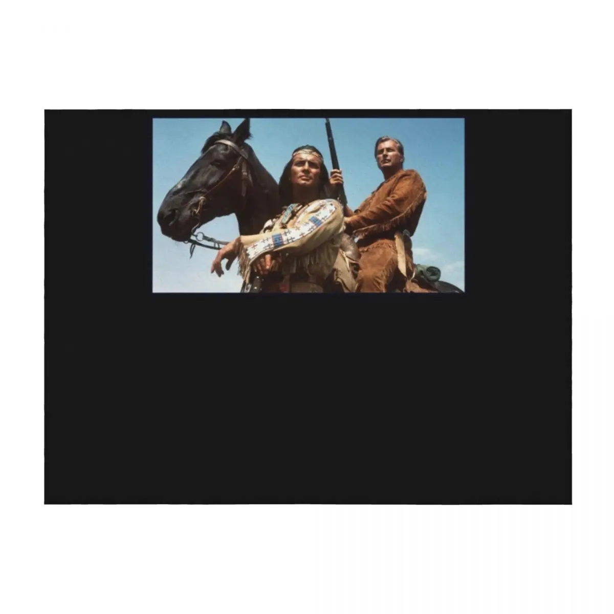 

winnetou and old shatterhand Classic T-Shirt Throw Blanket Bed Fashionable Blankets For Baby Cute Plaid Blankets