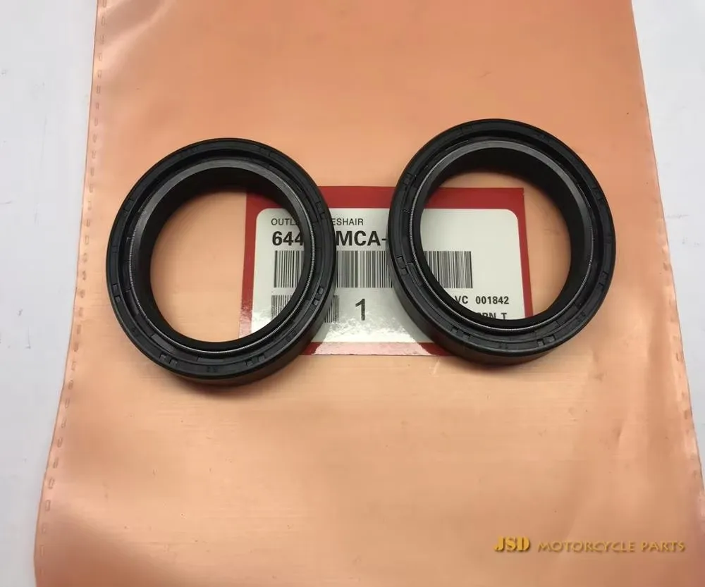 Applicable to Harley Hardman XL883 1200 X48 72 shock absorber oil seal motorcycle accessories before 2006-2015