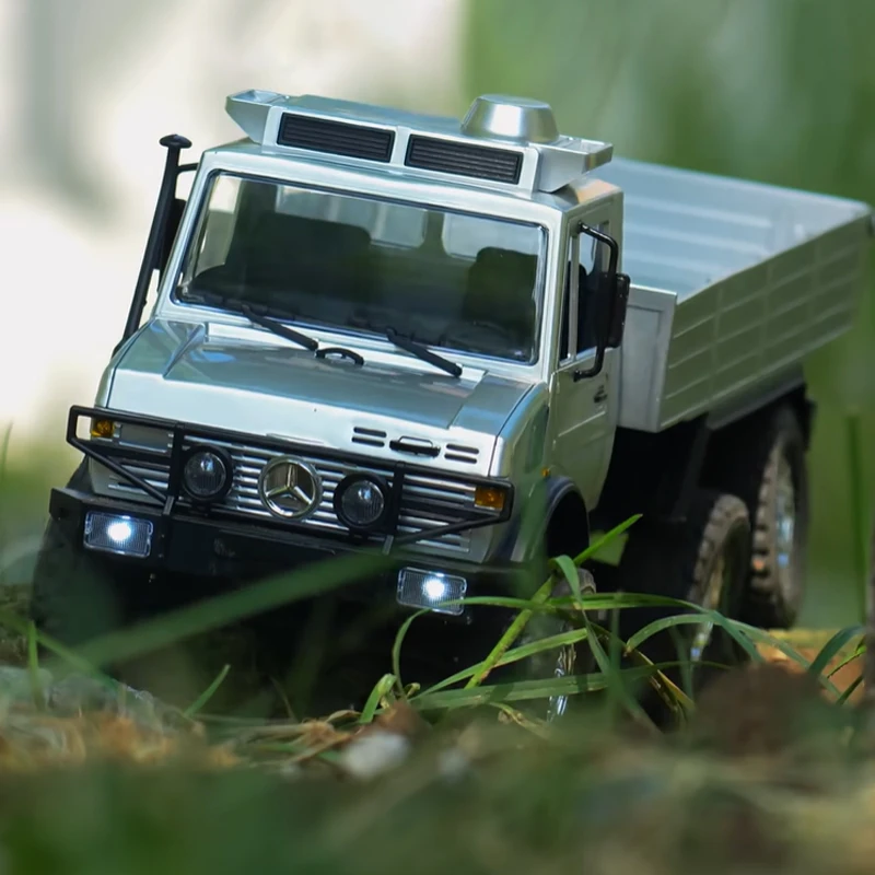 JJRC 1:18 Scale Unimog RC Off-Road Vehicle Remote Control Six Wheel Drive Full Proportion Climbing Toy for Adults