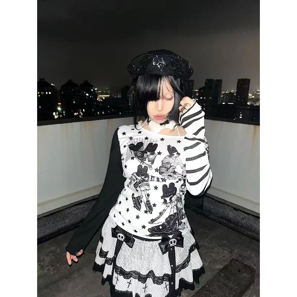Women Asymmetric Stripe Splice 2000s clothes Slim Fit Top Skater Cartoon Girl Y2K Egirl Gothic Indie Punk Casual Street Blouse