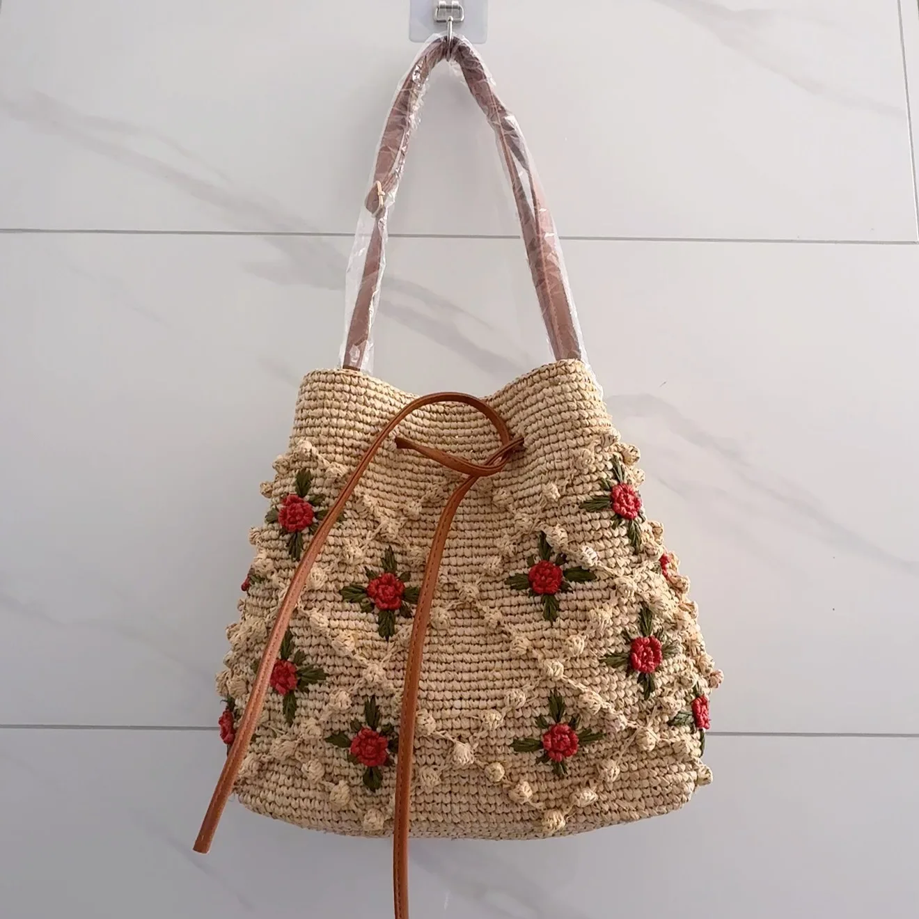 

New French Handmade Lafite Grass Hollowed Out Woven Flower Bag For Women Luxury Designer Handbags Beach Tote Bag