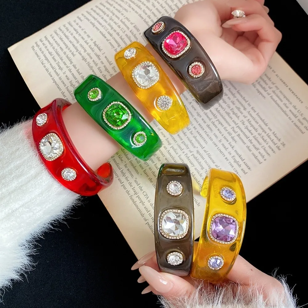 البوهيمي الاكريليك حجر الراين الإسورة أوروبا الأمريكية نمط لطخة غير النظامية واسعة سوار مفتوح Y2K الكلاسيكية مجوهرات اكسسوارات