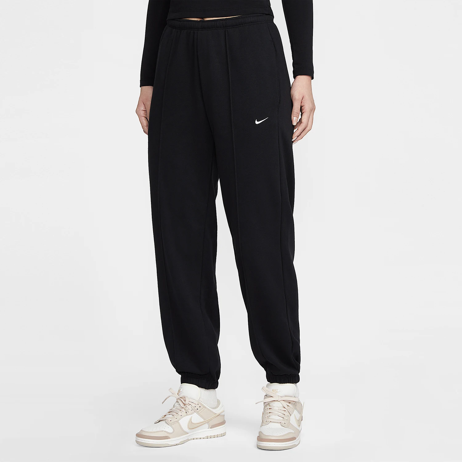 

Nike Authentic Sportswear Women's Mid-Waist Knit Sports Pants IF0233-010