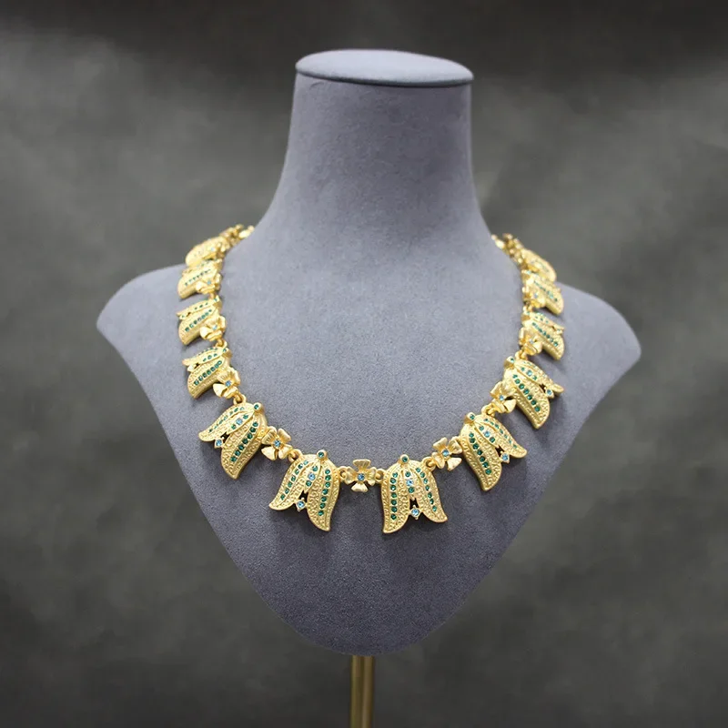 Europe and the United States New Women's Necklace Electric Gold-plated Rhinestone Inlaid Necklace Jewelry