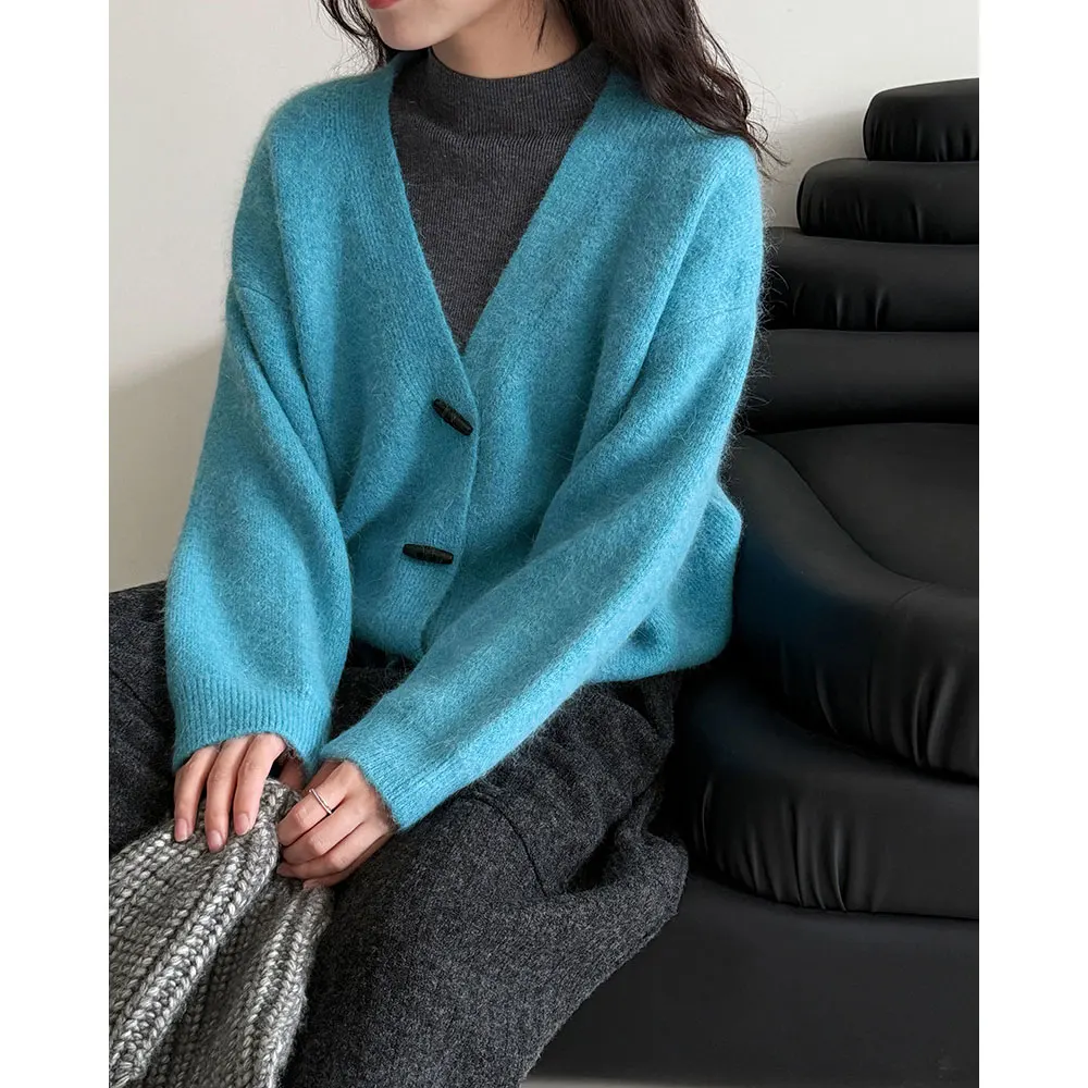 

High Quality Women V-Neck Knitted Sweater Coat Warm Thick Bule Color Cardigans Tops For Women Sweater