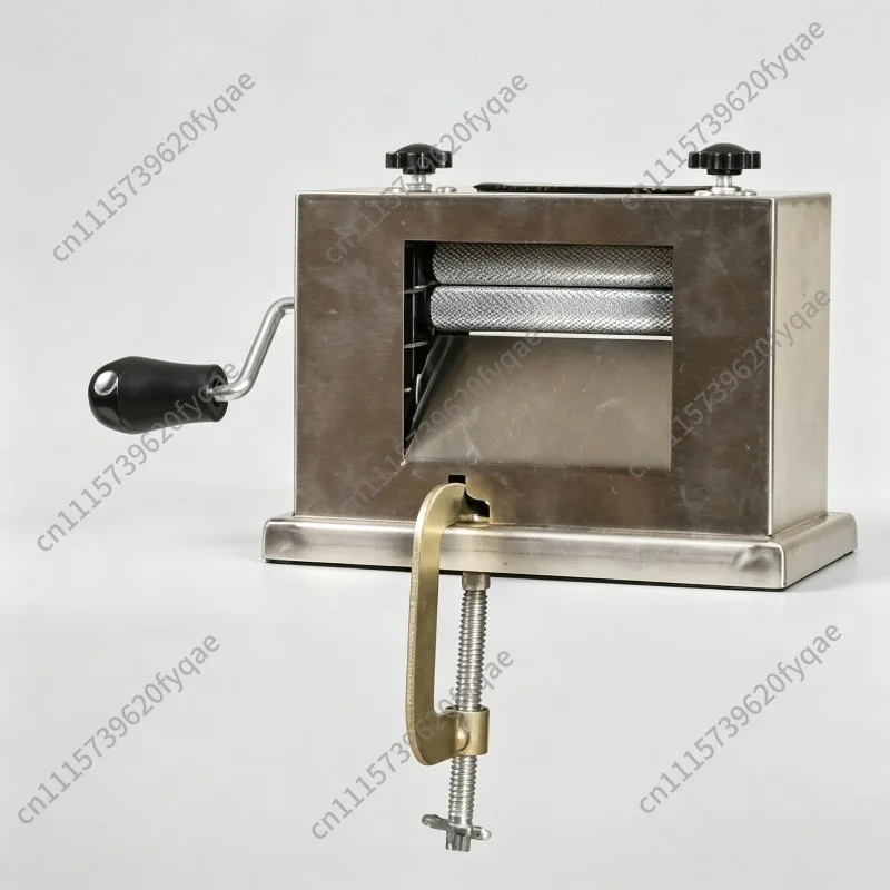 Hand crank edamame shelling machine Small peeling sheller Restaurant commercial kitchen Efficient edamame shelling machine