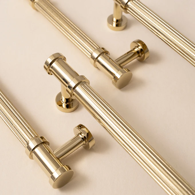 Solid Brass Luxury Furniture Handle Ribbed Romance Style PVD Gold T-Bar Kitchen Cabinet  Pull Wardrobe Door Copper Knob