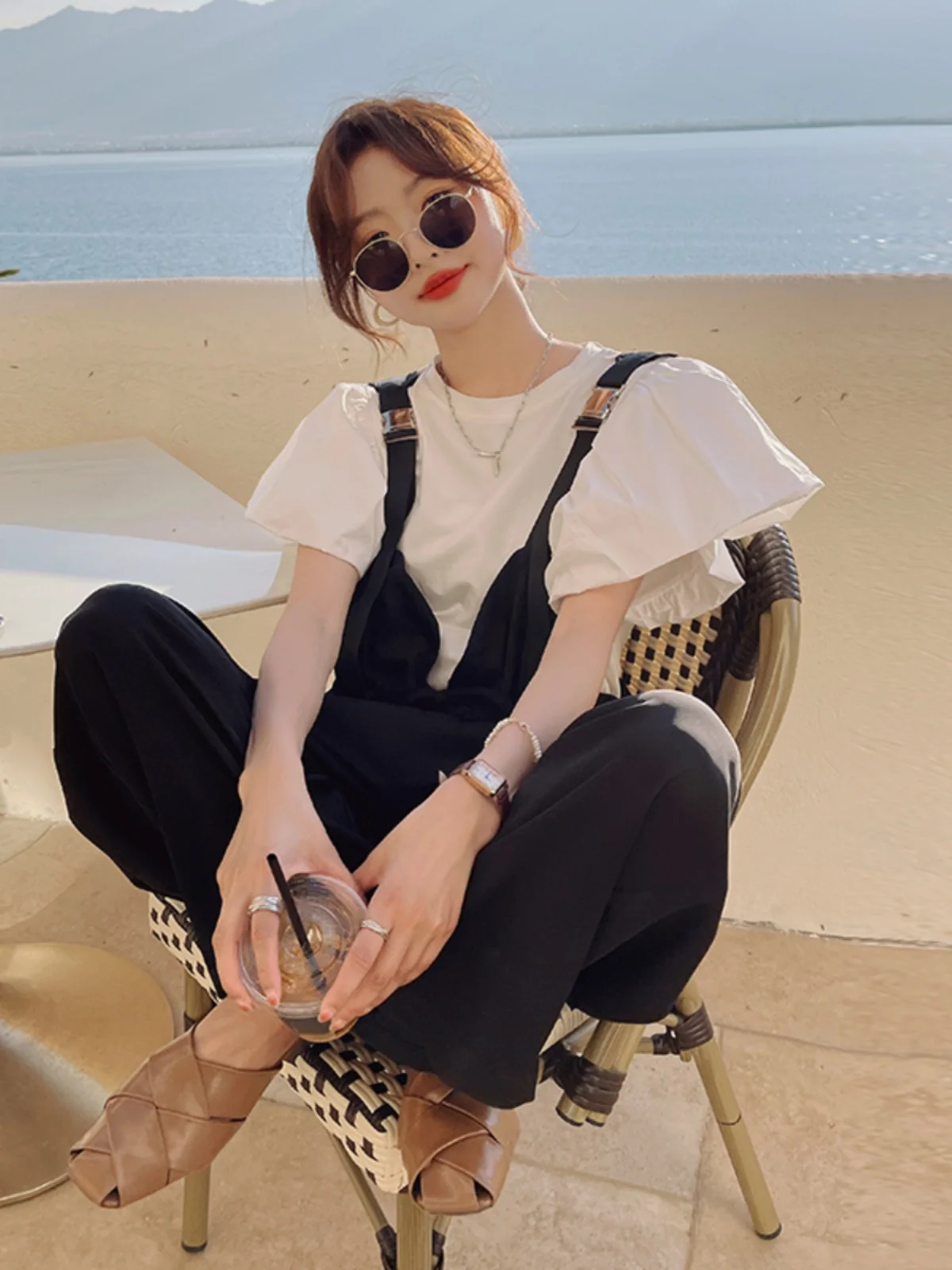 

Модный омолаживающий комплект-двойка: комбинезон с широкими штанинами и топ с коротким рукавом, женский, летний 2026, новый, милый, спортивный, из смесового хлопка