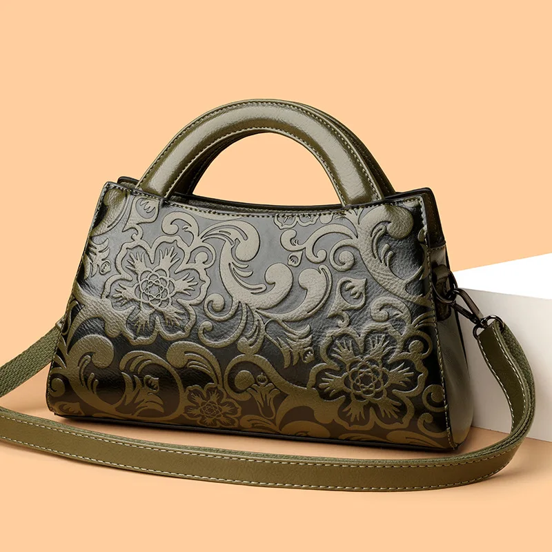 

2025 Autumn Vintage Embossing Shoulder Crossbody Bags Large Capacity Leather Casual Tote Bags Travel Commuting Handbags