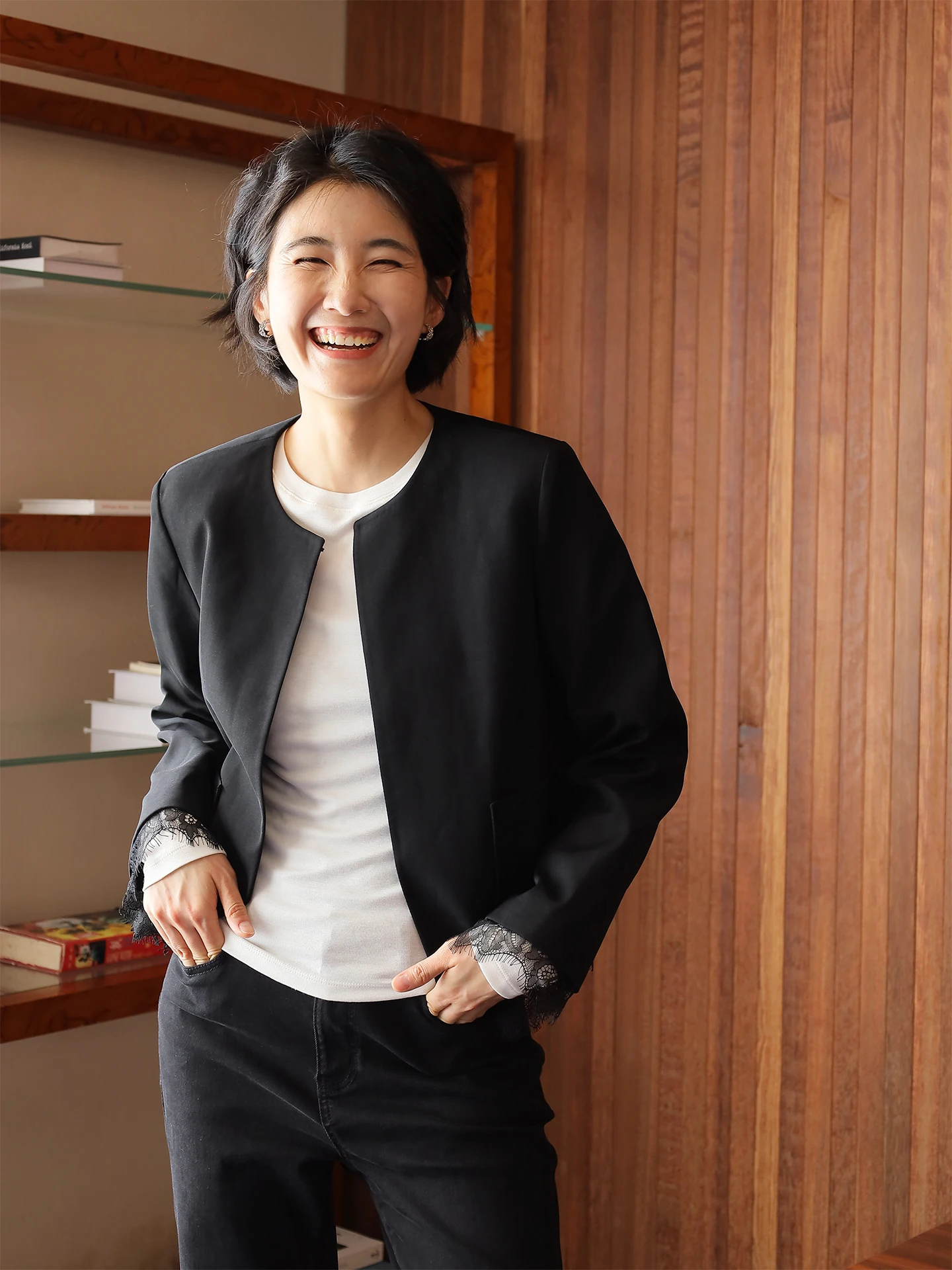 

Bla Lace Trimmed Woolen Jaet Women's Sle ort Svel round Ne Long Sve Open Cardigan Spring New Arrival