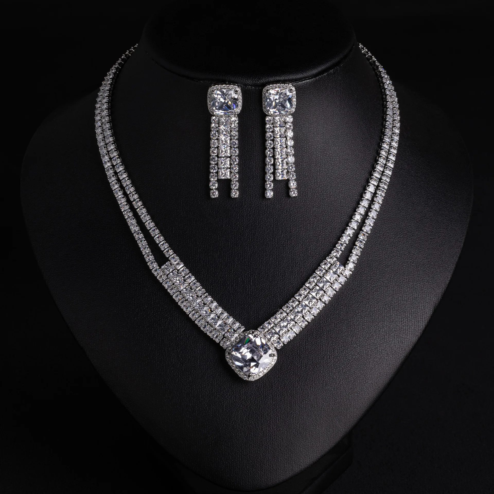 Light Luxury Full Micro Paved Square Gem Necklace Earrings Jewelry Set Heavy Craft Personalized Square Zircon Women Wedding Banq