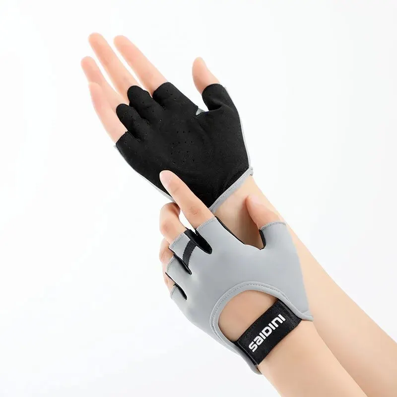 Women\'s Sports Gloves Fitness Outdoor Sports Anti Slip and Shock-absorbing Half Finger Gloves Durable and Breathable