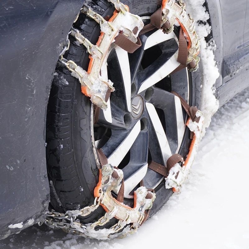 Snow chainsSUV cars, off-road vehicles, pickup trucks, snow universal car tires, snow chains, free jacks