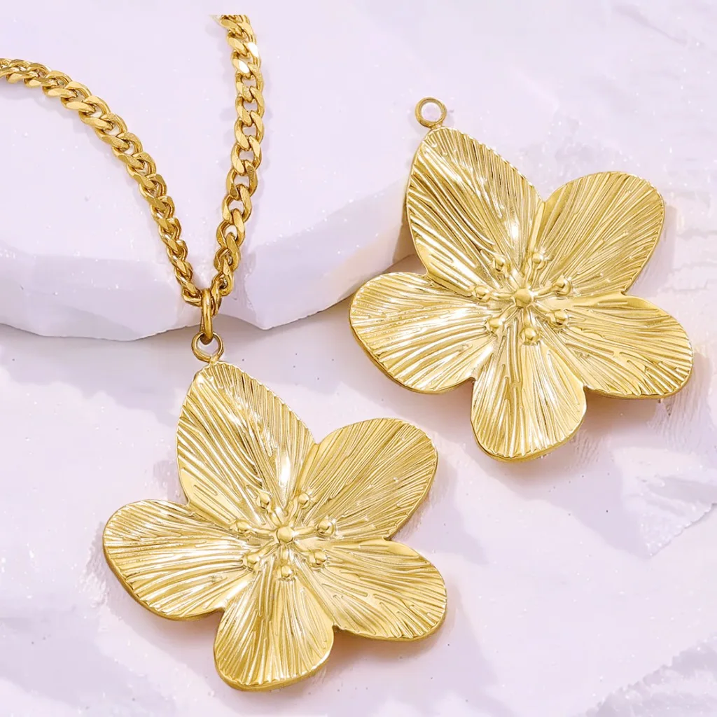 2pcs Exquisite Vintage Golden Stainless Steel Flower Charms Pendant DIY Necklace Earring Accessory Making Handmade Jewelery