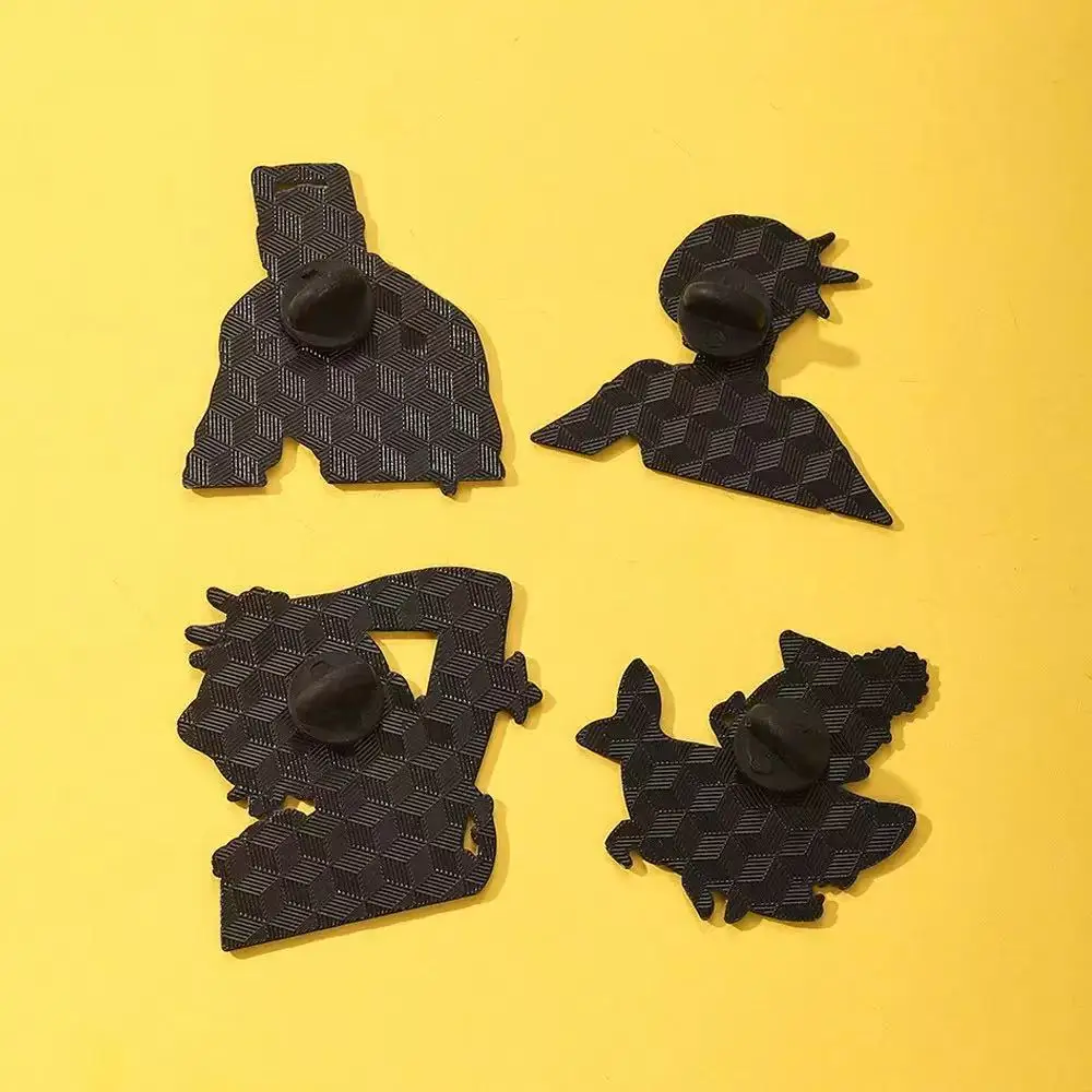 4Pcs Set Anime Character Metal Brooch, Trendy Anime Enamel Badges, Accessory Pins for Clothing & Backpacks