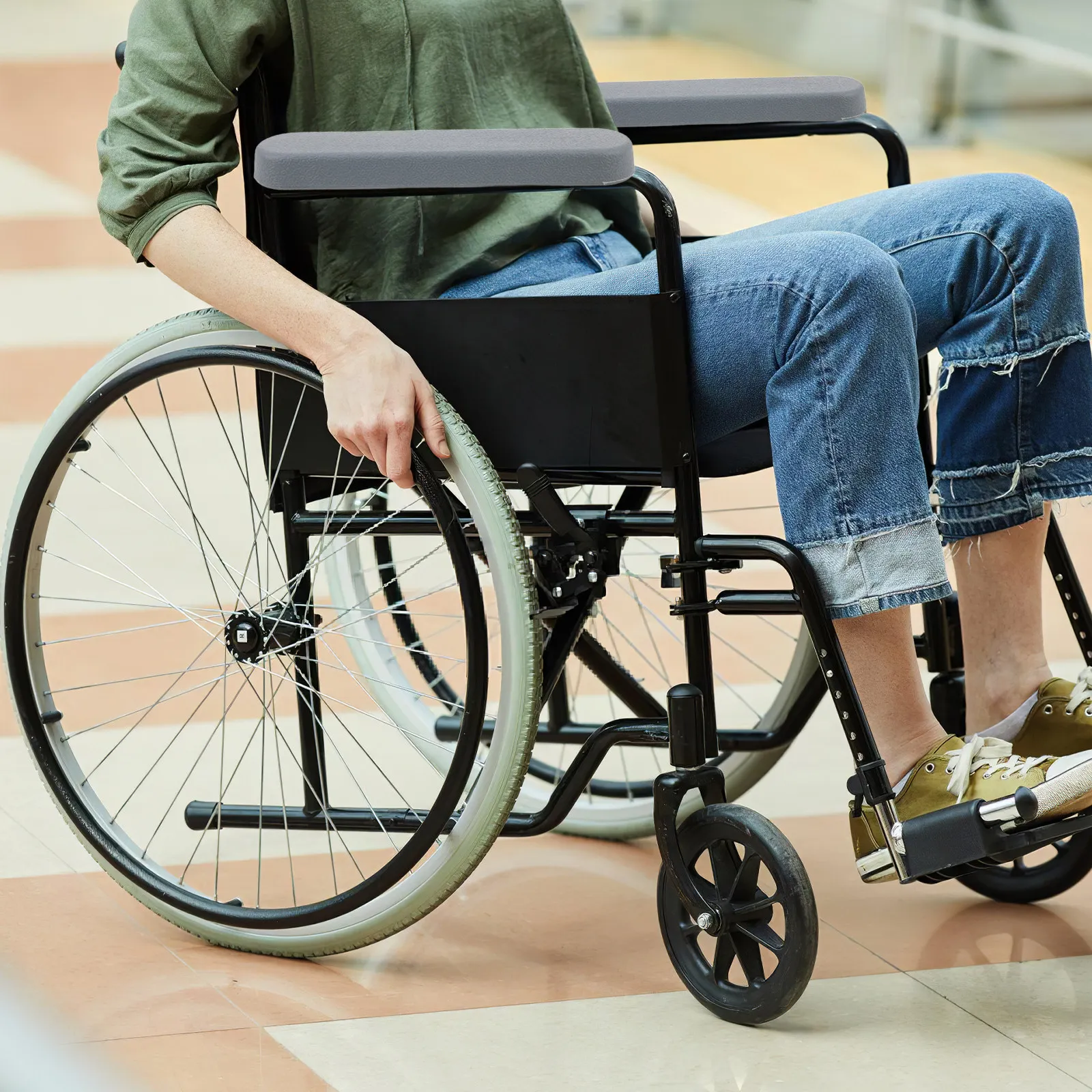 

2Pcs Wheelchair Armrest Replacement Ergonomic Cushions for Elderly Transport Chair Side Support Pad Wheelchair Accessories