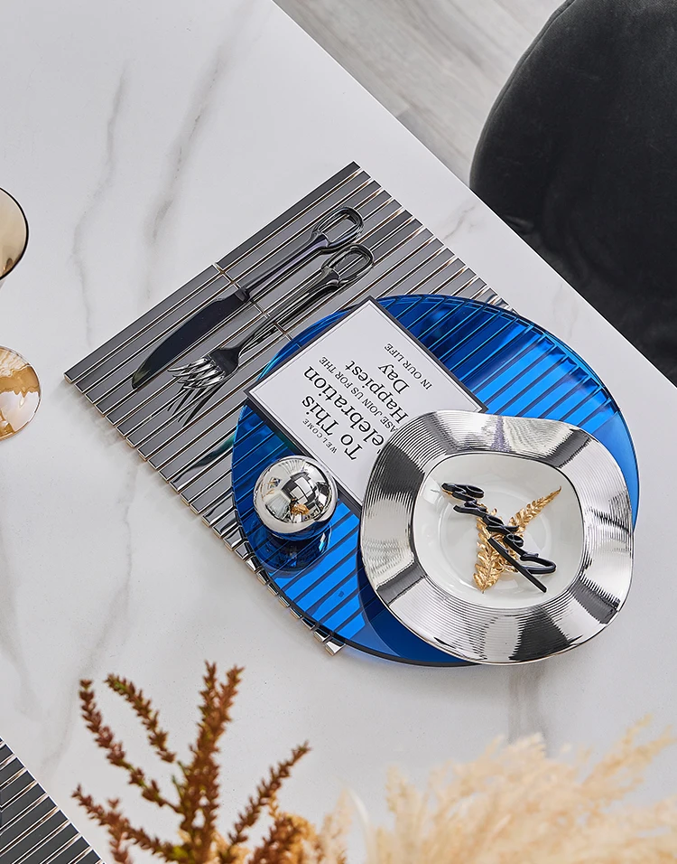 مجموعة طعام فاخرة لوحة طاولة Kinfe شوكة أدوات المائدة طاولة المطبخ أدوات المائدة النفايات على شكل خاص لوحة سيراميك ديكور المنزل