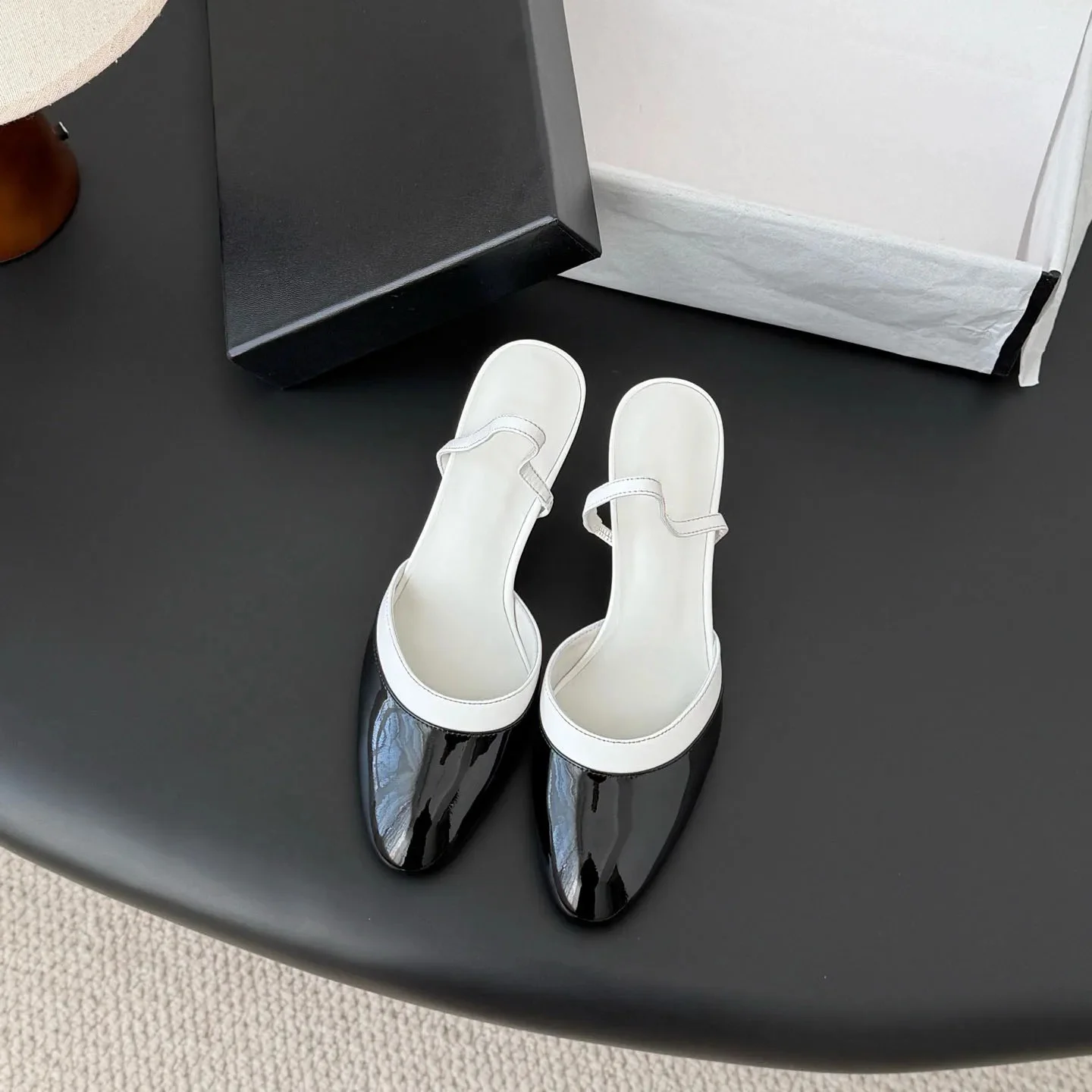 2026 Spring New Arrival Genuine Leather Fashionable British Style Lace-Up Round Toe Chunky Sole Comfortable Women's Loafers