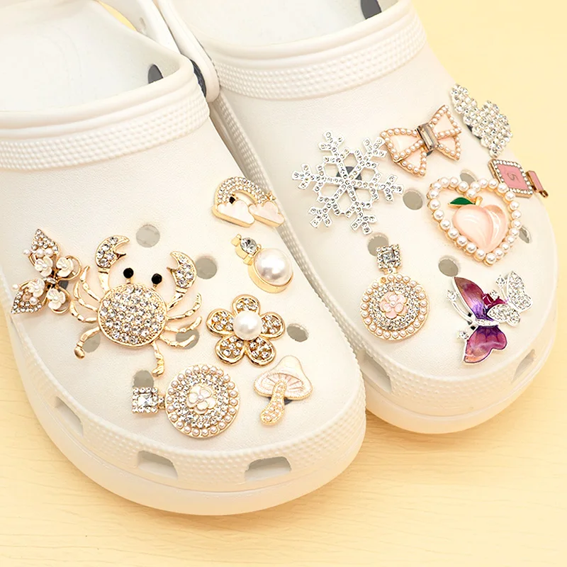 1pcs Metal Shoe Charms Flowers Butterfly Perfume Bow Tie Designer Shoe Decorations Accessories Luxury Pins for Women Girls