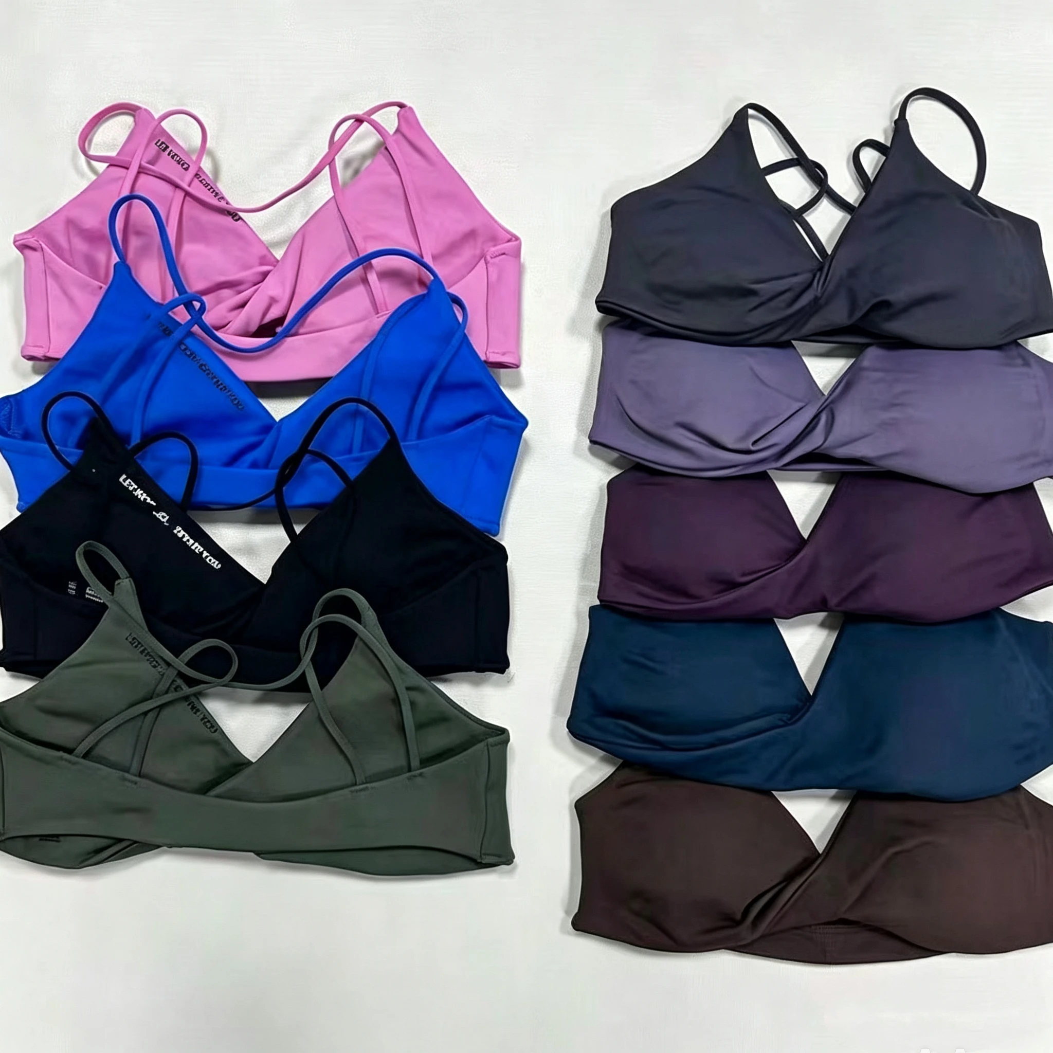 Twisted Front Sports Bra For Women Sexy V-neck Spaghetti Straps Workout Gym Crop Top With Removable Pads Seamless Yoga Bra Tops