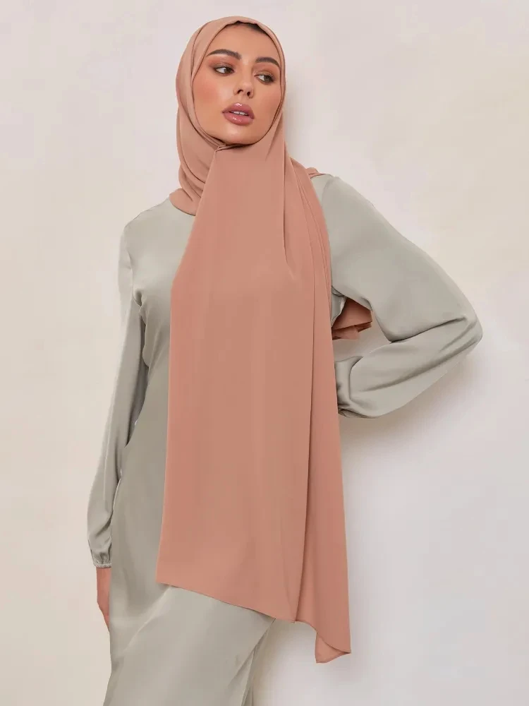 HIJABS DE CHIFÓN DE SATÉN PARA MUJERES MUSULMANAS NO TRANSPARENTES HIJABS LISOS DE COLOR SÓLIDO LARGO PAÑUELO ISLÁMICO ENVOLTURAS PARA LA CABEZA TURBANTE