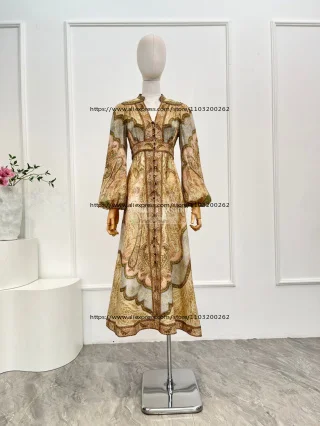 

Новинка 2025: Модное платье миди цвета молочного чая с длинными рукавами, кружевными вставками, прозрачными элементами, цветочным принтом и глубоким V-образным вырезом