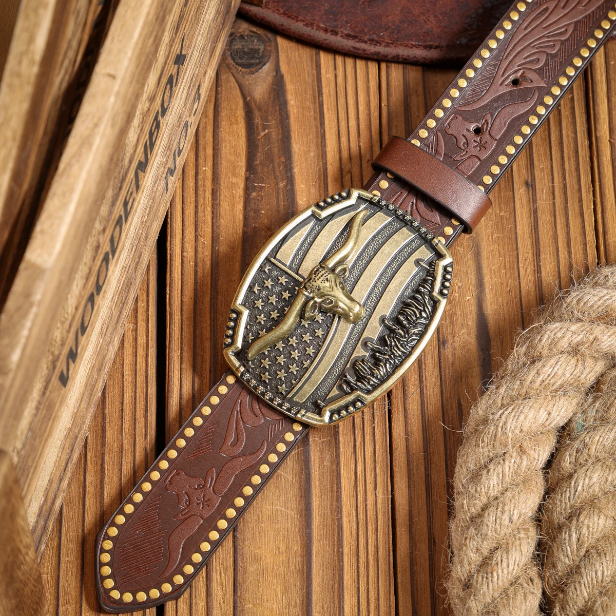 Ein PU-Gürtel für Damen und Herren, der den Stil von Western-Denim und Retro vereint, ist perfekt für alltägliche Freizeitausflüge. – Detail 7